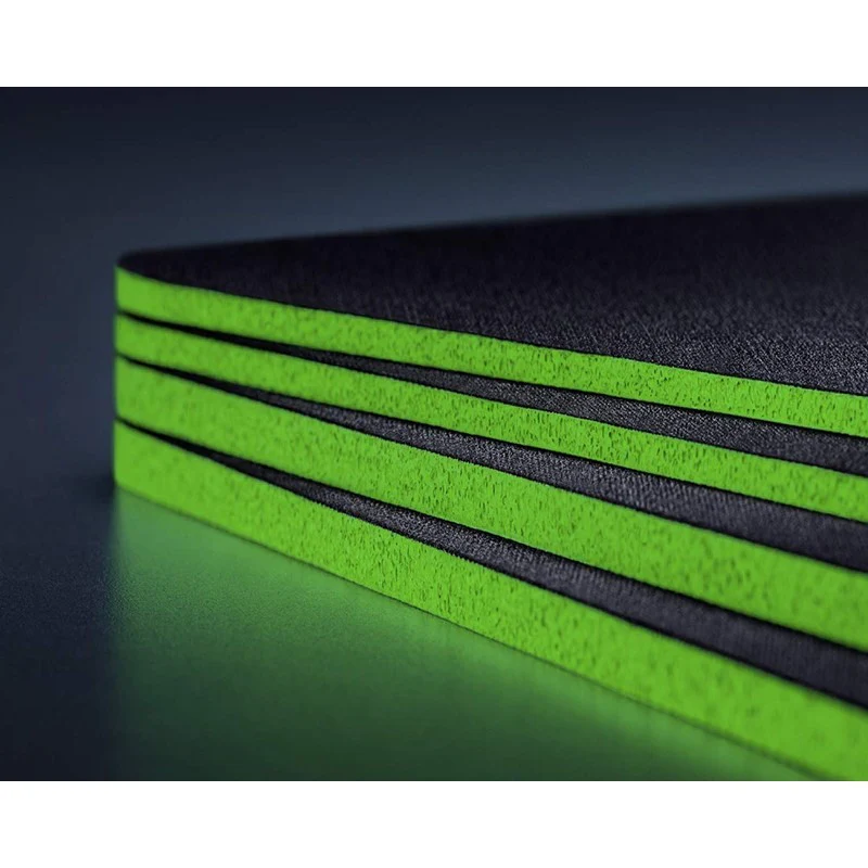 Razer Gigantus V2 Soft Gaming Mouse Pad, Medium - Black - Image 4