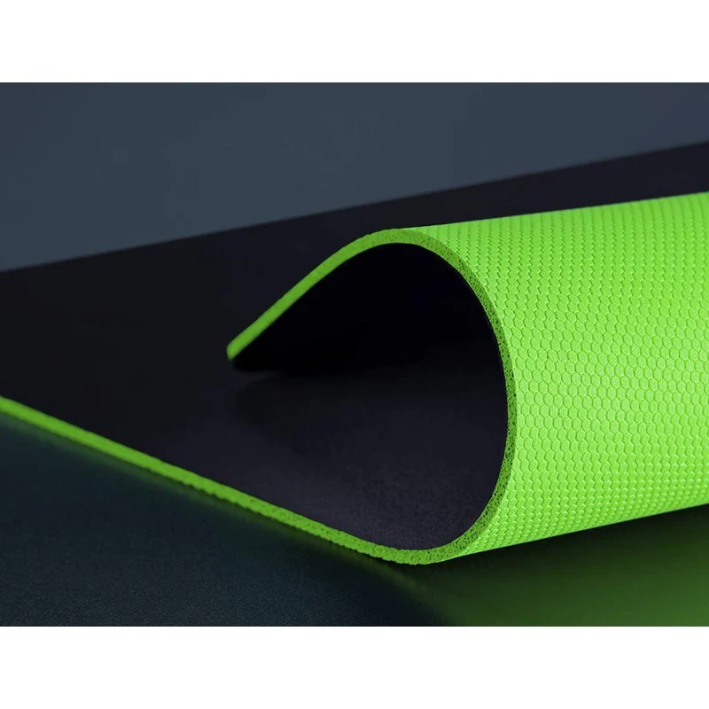 Razer Gigantus V2 Soft Gaming Mouse Pad, Medium - Black - Image 5
